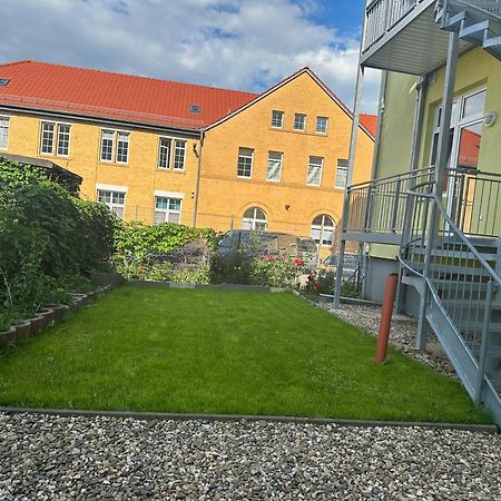 Ueber Den Daechern Von Halle Halle  ภายนอก รูปภาพ